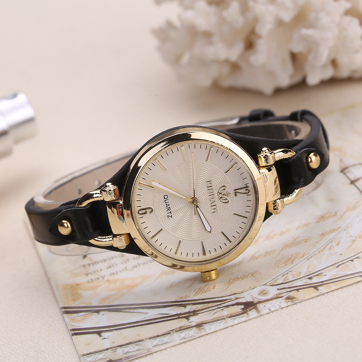 Reloj de cuarzo lujoso minimal - Quiet Luxury Watch reseña y precio