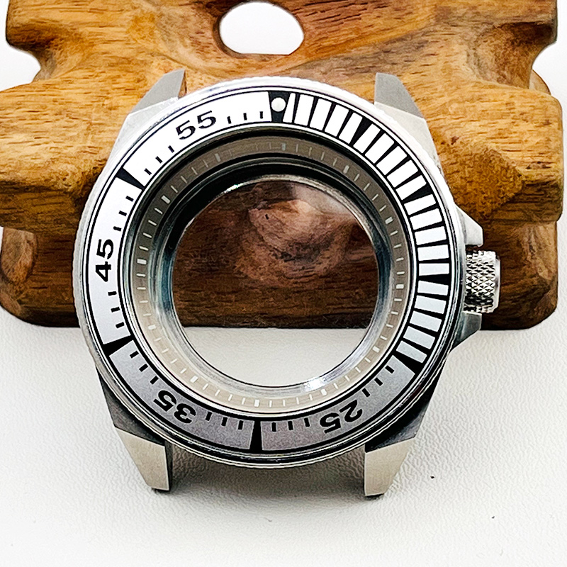 Caja de reloj samurái NH35 de  - Citizen Watch Tsuyosa reseña y precio